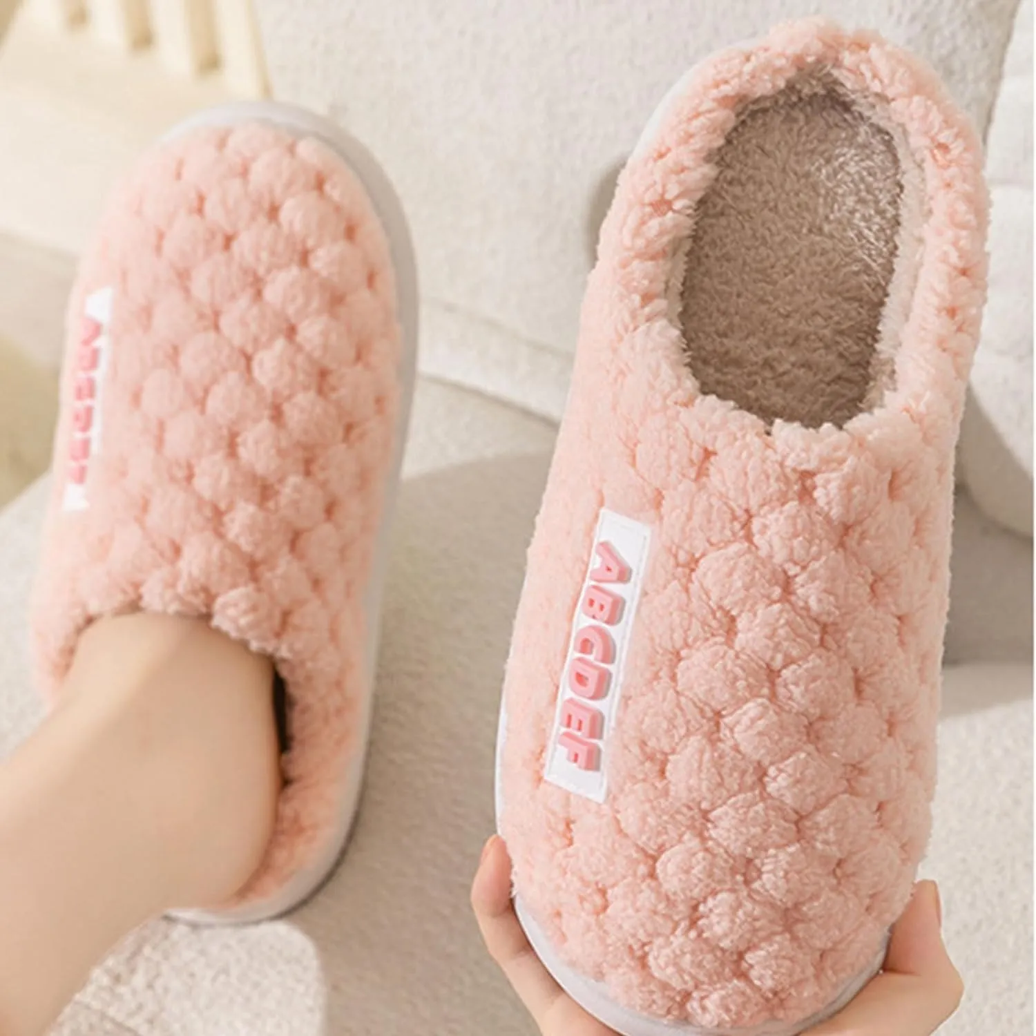 New Plus Velvet Cotton Slippers For Women, Autumn And Winter Home Indoor Warm Couple Home Rhombus Thick-Soled Anti-Slip Fur Slippers