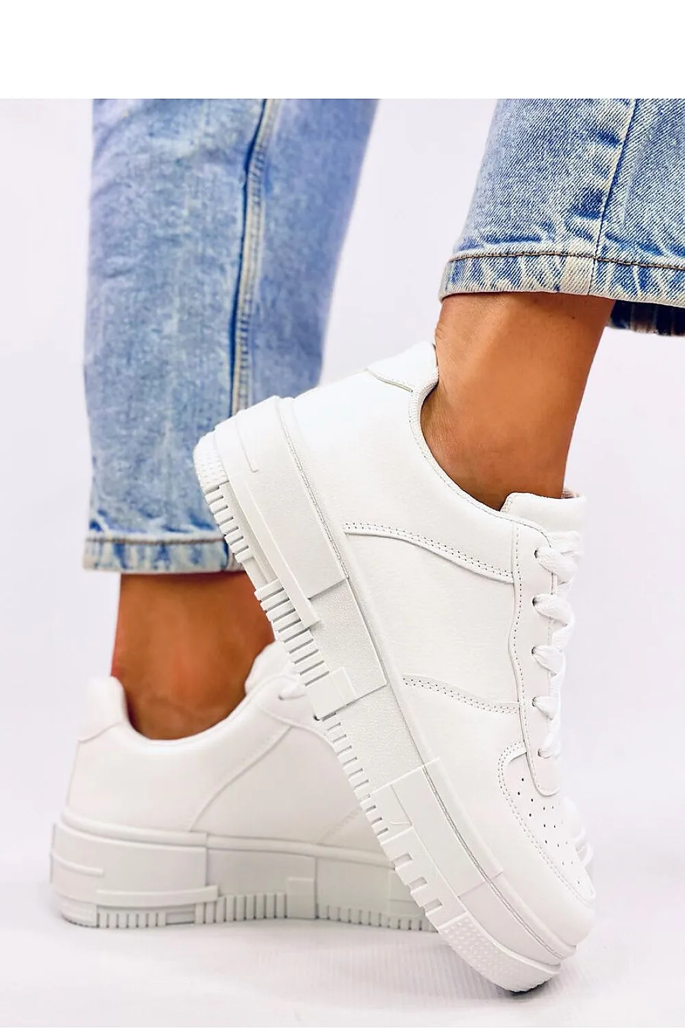 TEEK - All White Classic Low Top Sneakers